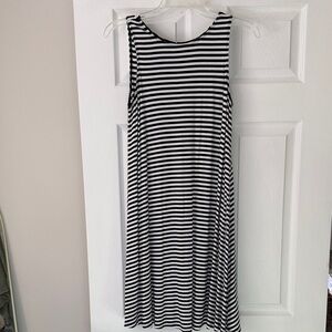 Old Navy Black and White Striped Dress